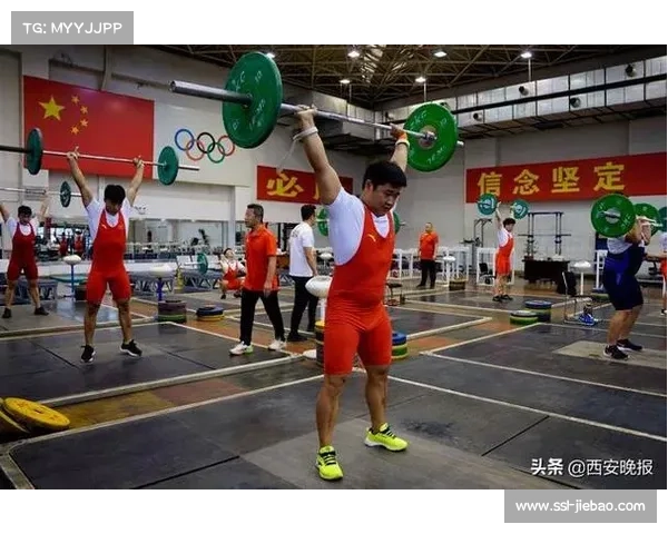 举重器材技术创新助力运动员提升成绩与训练效率的实践探索 举重器材技术创新助力运动员提升成绩与训练效率的实践探索